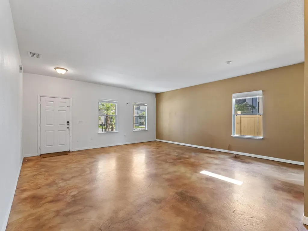5380 NW Wisk Fern Circle Port St Lucie FL 34986