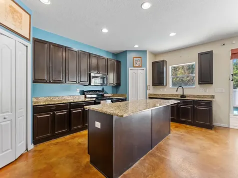 5380 NW Wisk Fern Circle Port St Lucie FL 34986