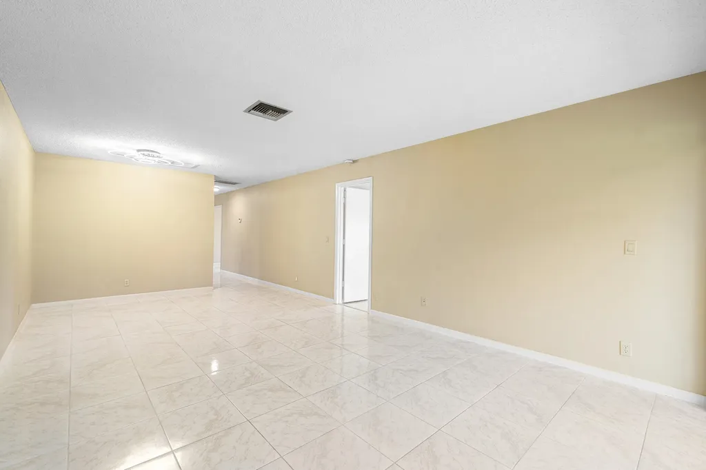 1641 NW 19th Terrace Delray Beach FL 33445