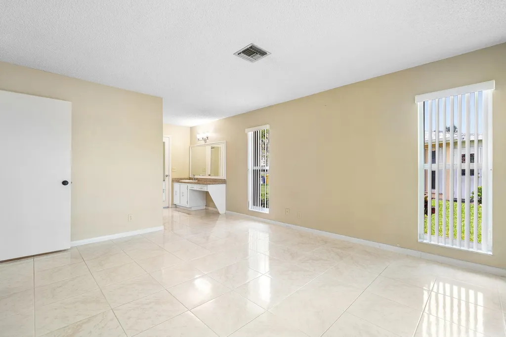 1641 NW 19th Terrace Delray Beach FL 33445