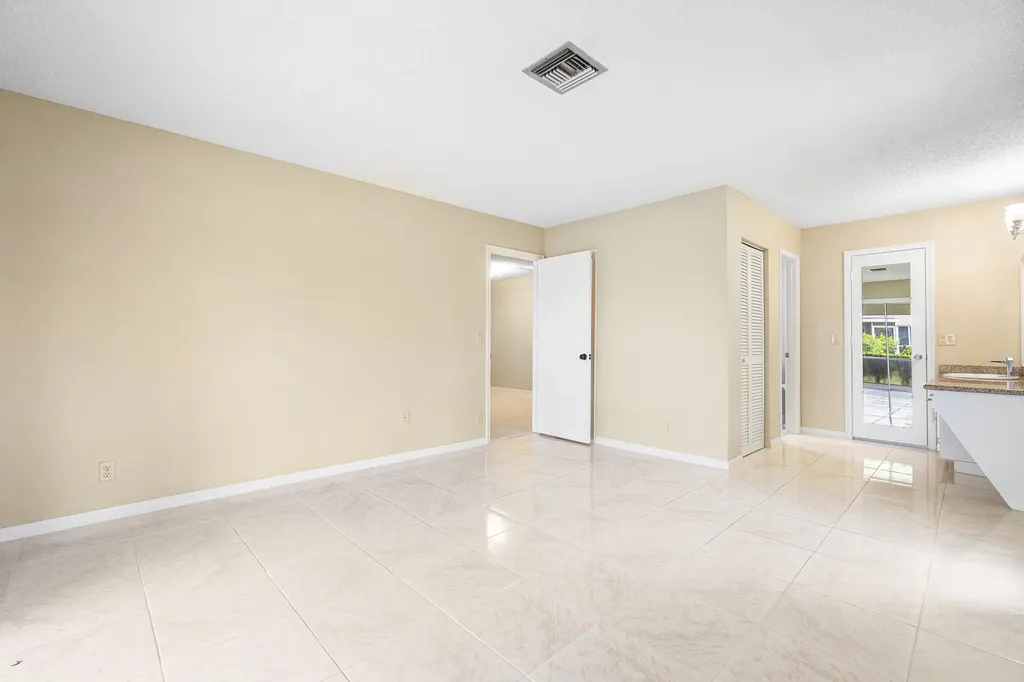 1641 NW 19th Terrace Delray Beach FL 33445
