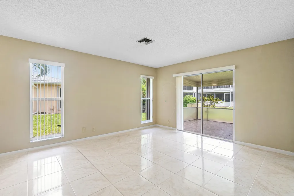 1641 NW 19th Terrace Delray Beach FL 33445