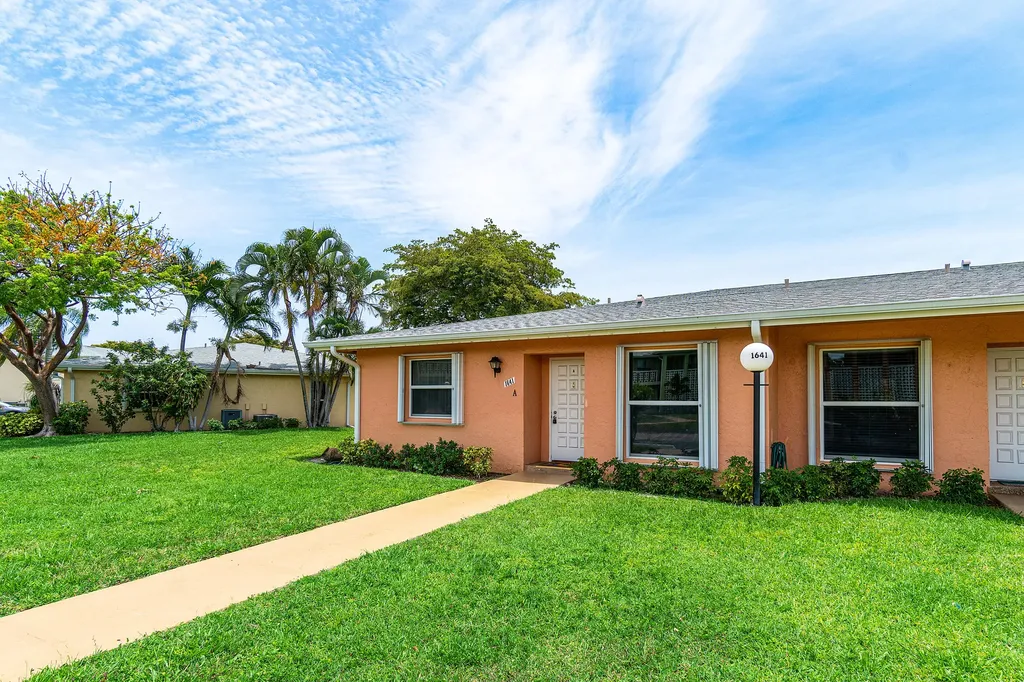 1641 NW 19th Terrace Delray Beach FL 33445