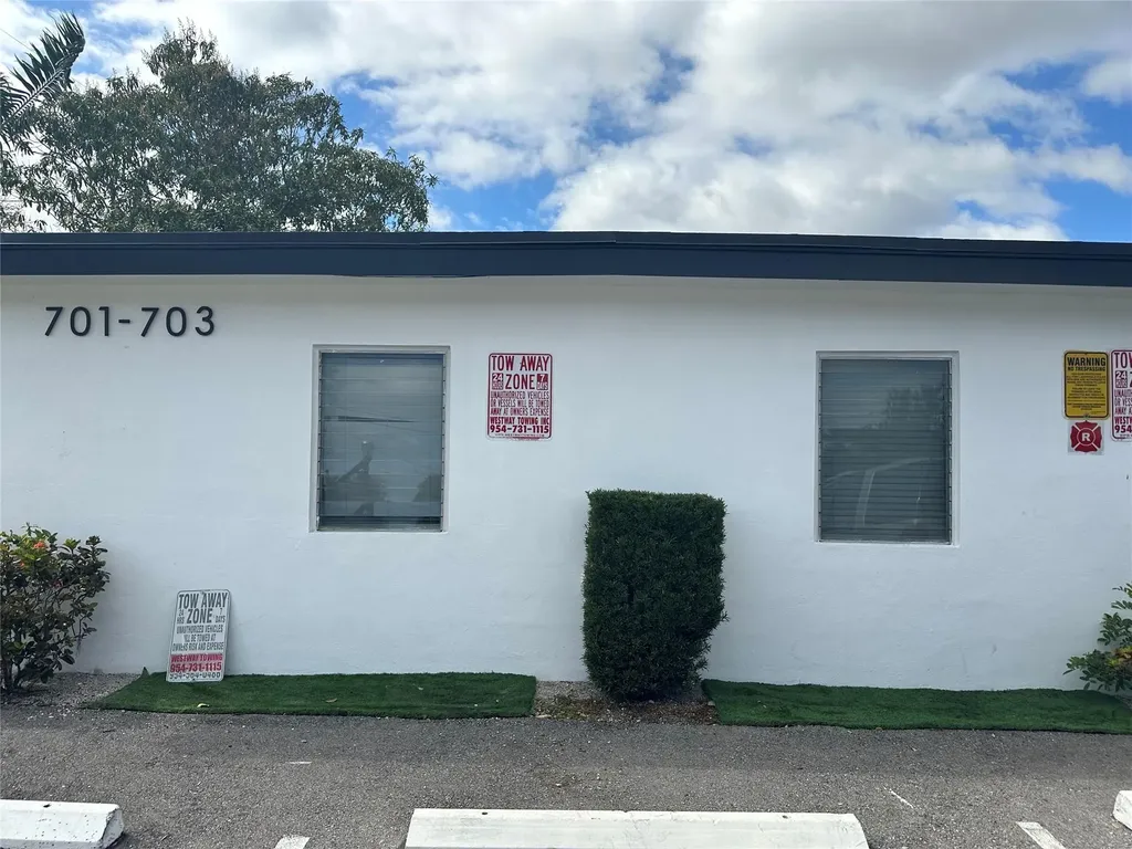 701 NW 15th Terrace Fort Lauderdale FL 33311
