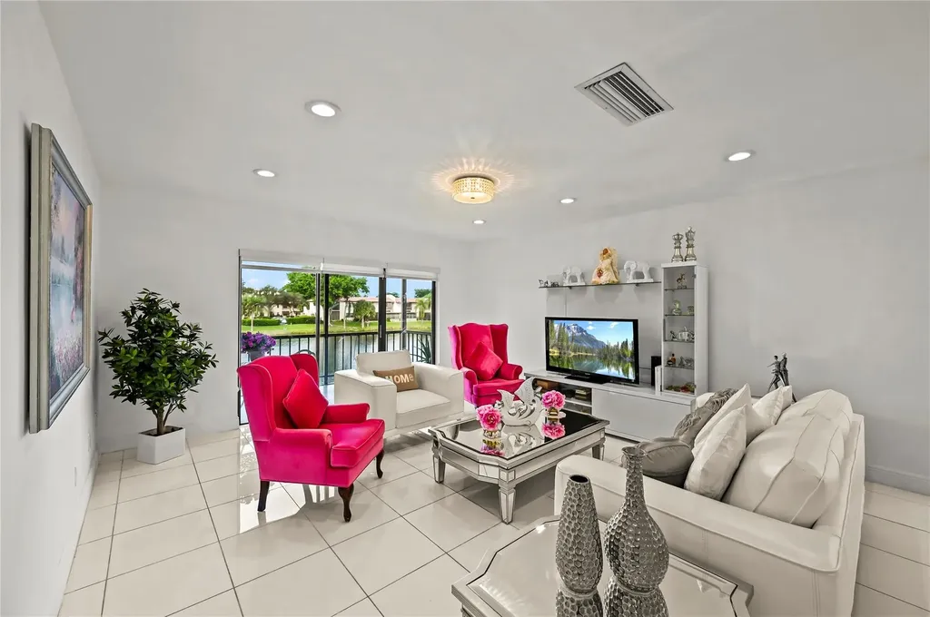 21649 Juego Circle Boca Raton FL 33433