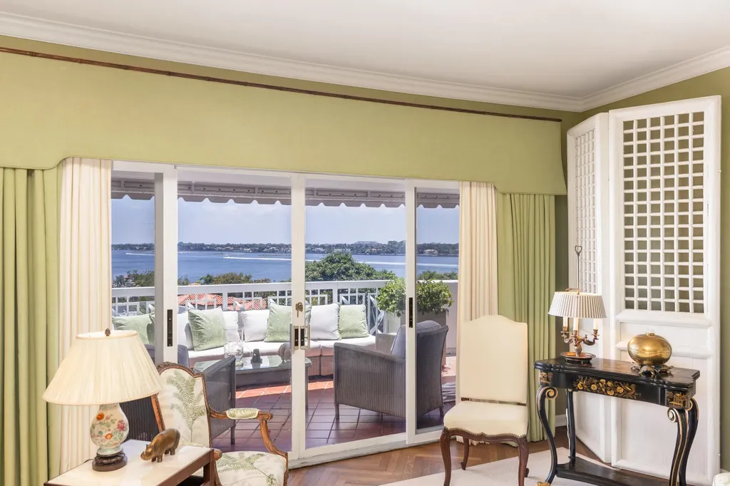 389 S Lake Drive Palm Beach FL 33480