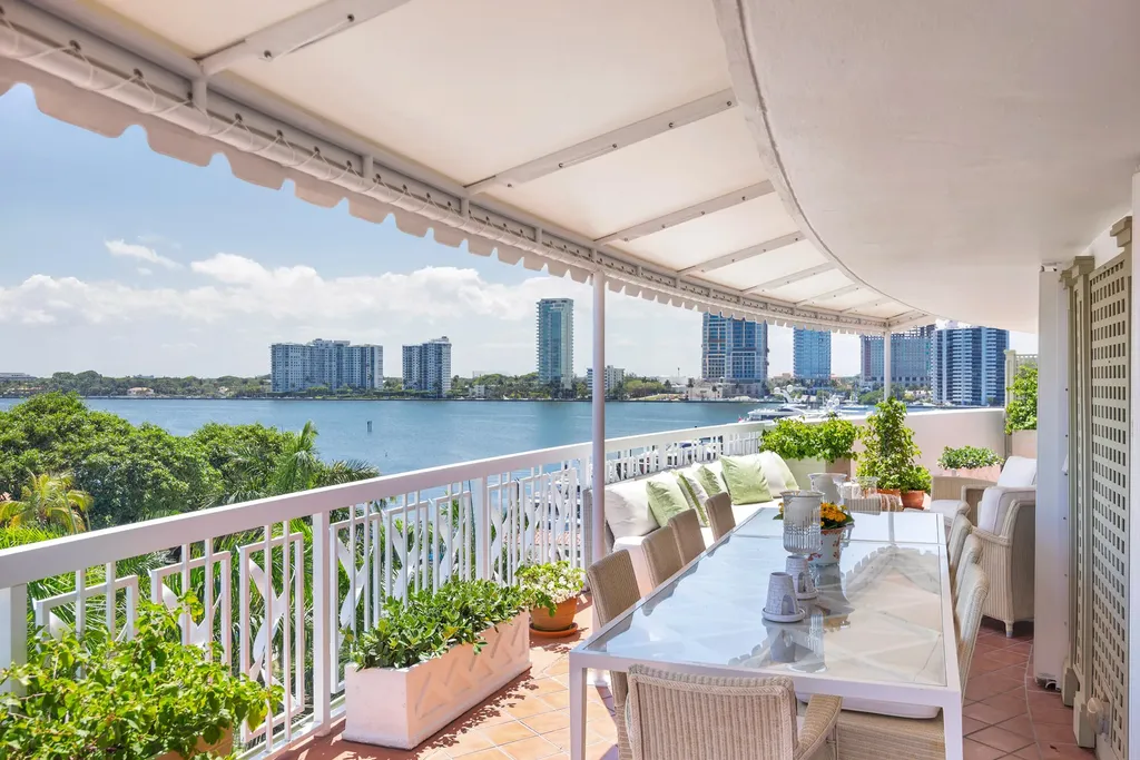 389 S Lake Drive Palm Beach FL 33480