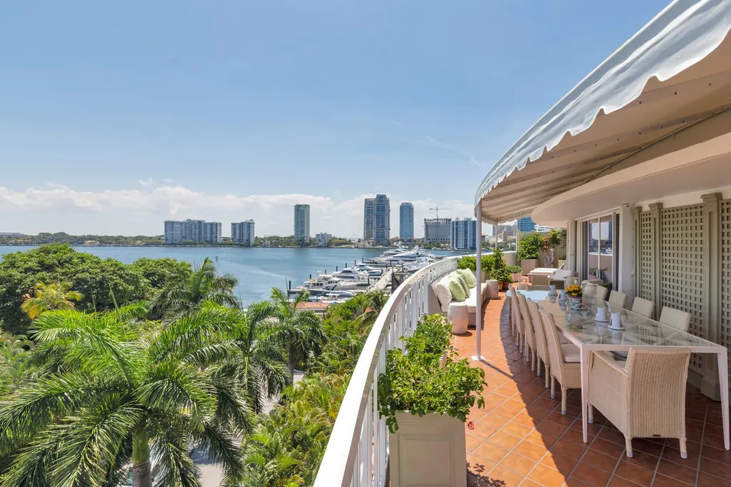 389 S Lake Drive Palm Beach FL 33480