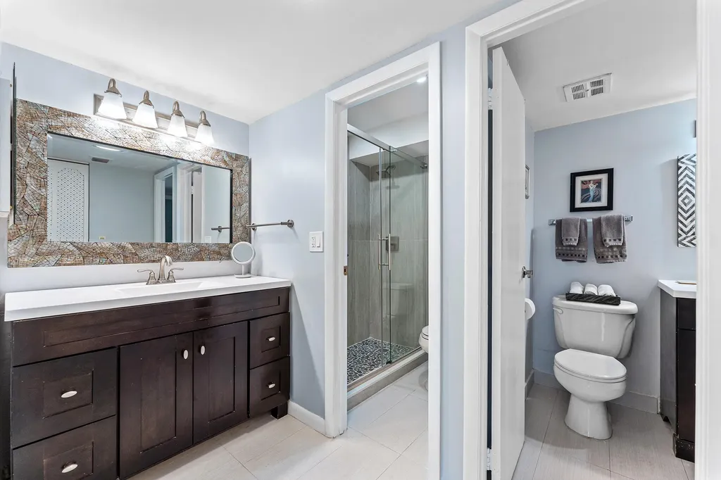 20500 W Country Club Drive Aventura FL 33180