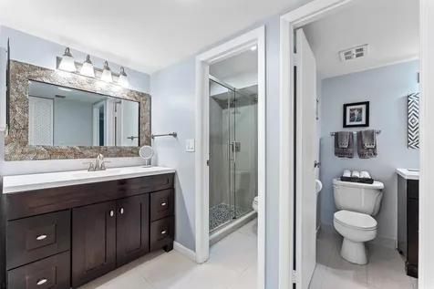 20500 W Country Club Drive Aventura FL 33180