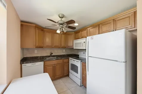 729 Normandy P Delray Beach FL 33484