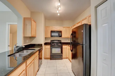101 Harrington Court Palm Springs FL 33461