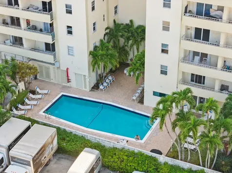 900 NE 18th Avenue Fort Lauderdale FL 33304