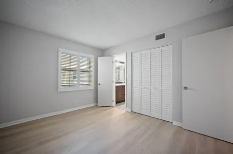 900 NE 18th Avenue Fort Lauderdale FL 33304
