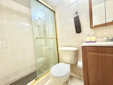 203 Farnham I Deerfield Beach FL 33442