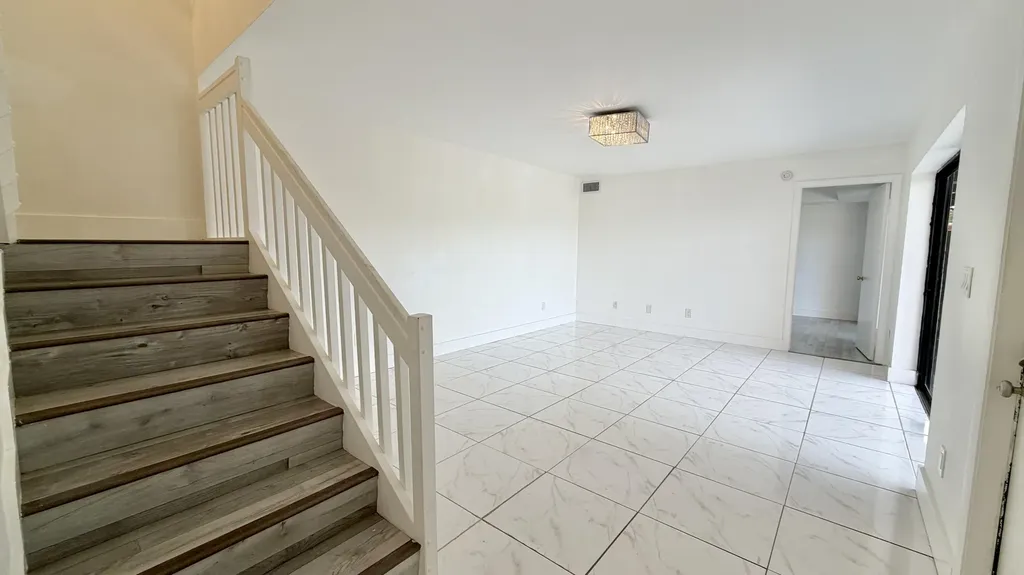 8365 Boca Rio Drive Boca Raton FL 33433