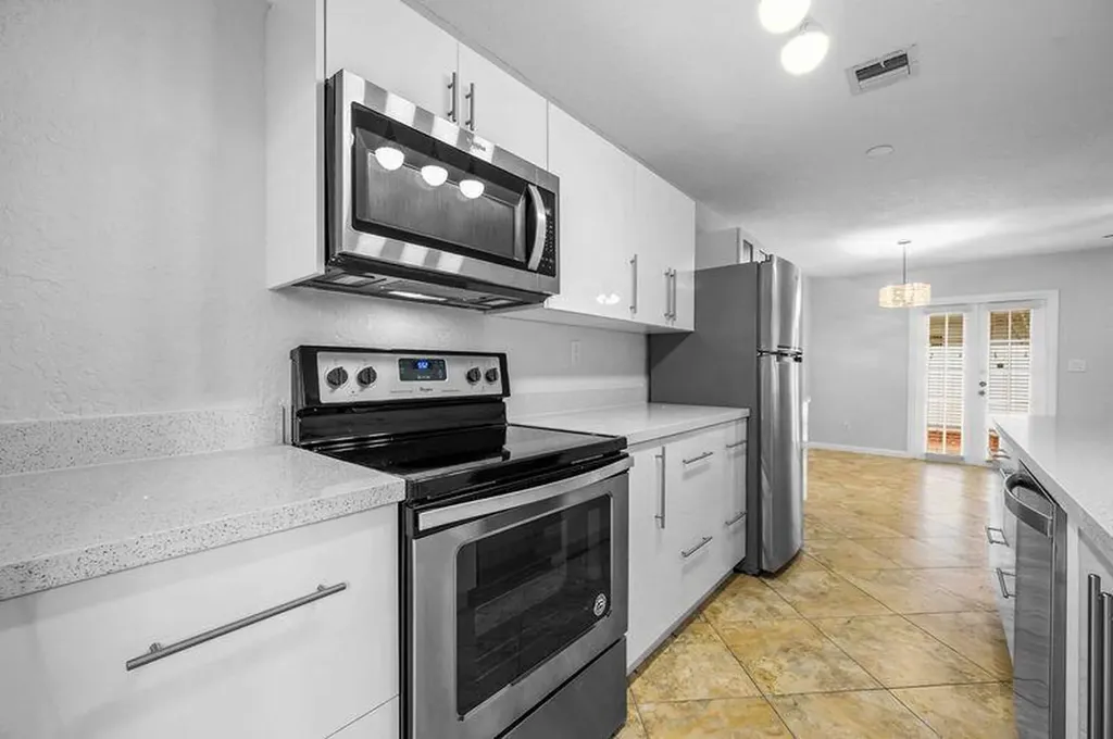 1306 NE 14th Avenue Fort Lauderdale FL 33304