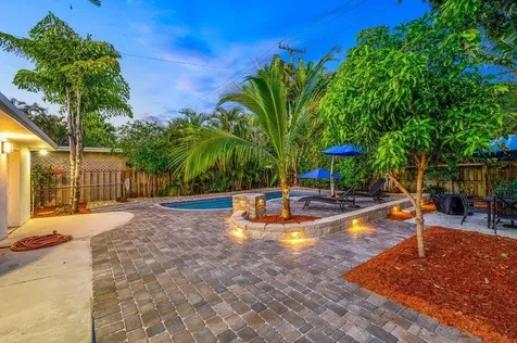 1306 NE 14th Avenue Fort Lauderdale FL 33304