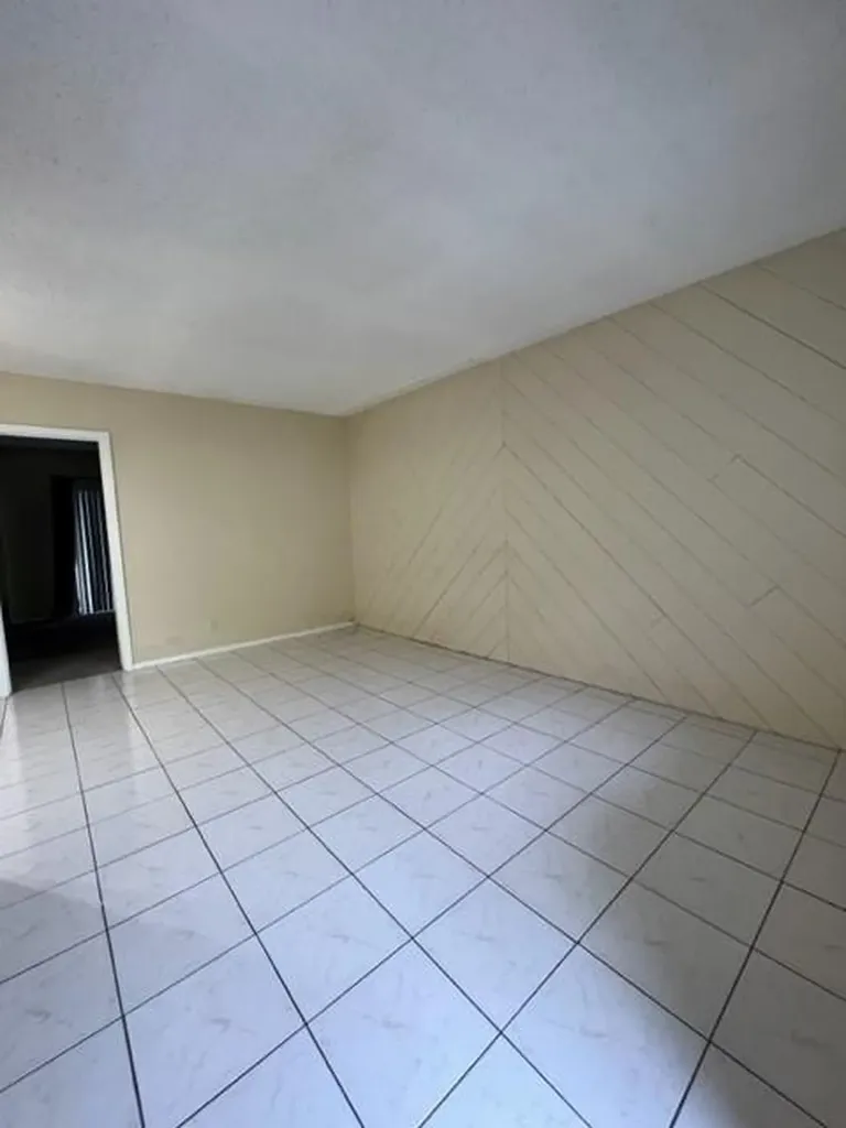 1407 NE 56th Street Fort Lauderdale FL 33334