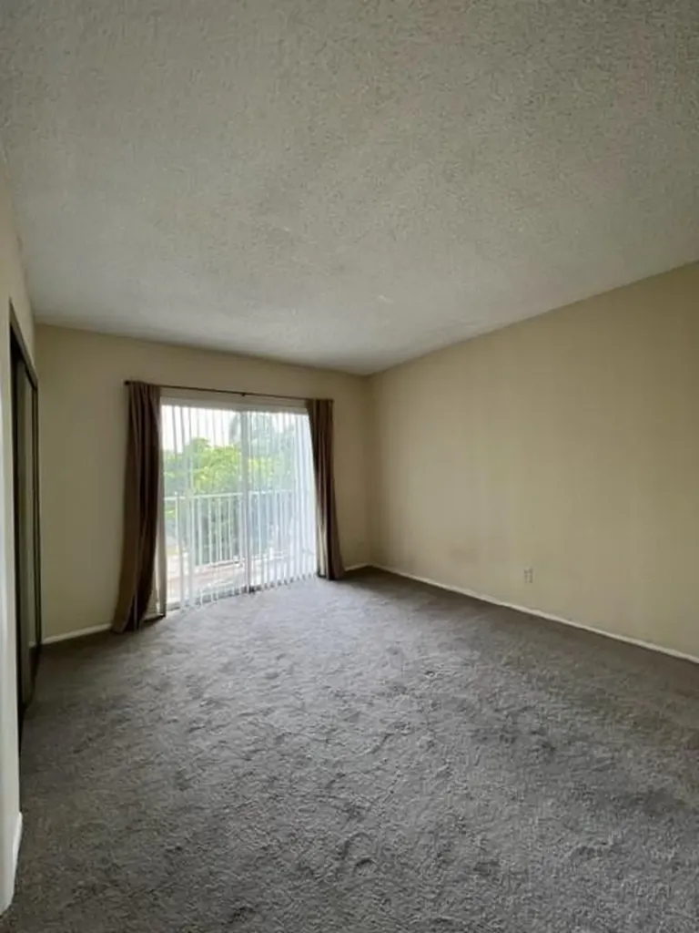 1407 NE 56th Street Fort Lauderdale FL 33334