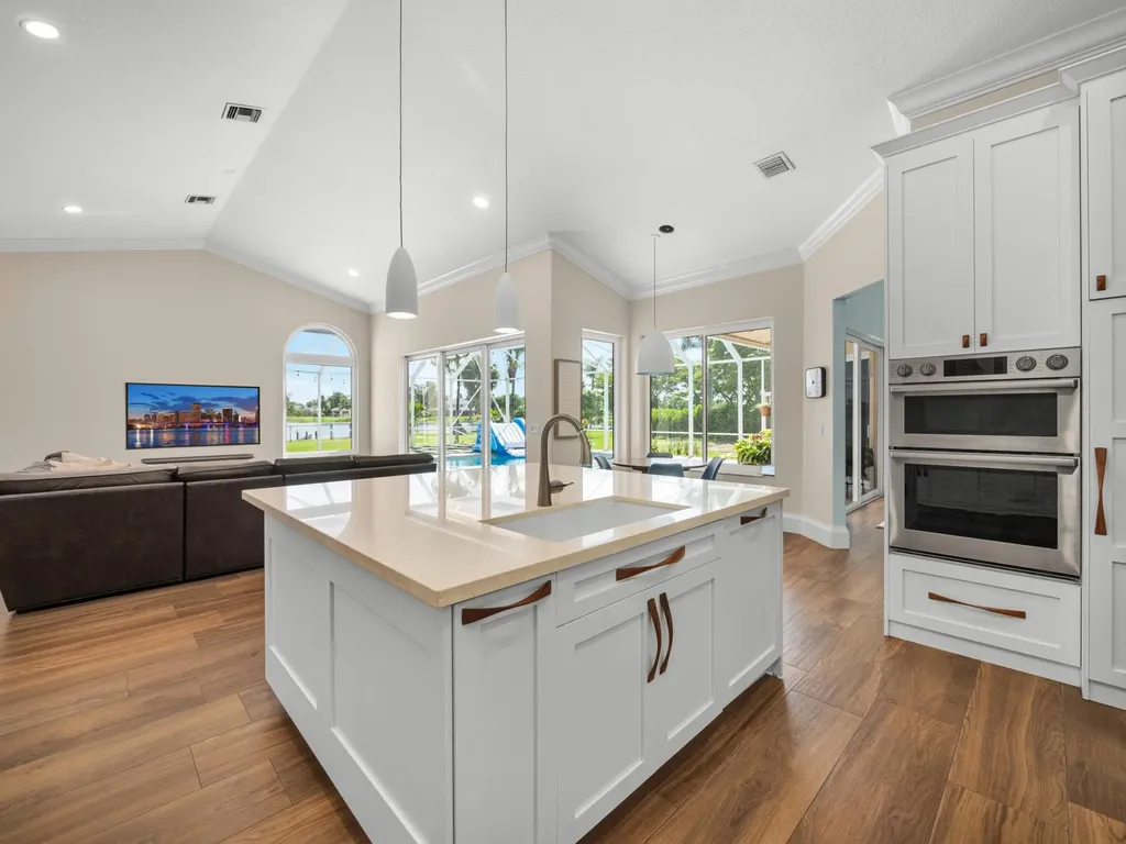 9676 Eagle Point Lane Lake Worth FL 33467