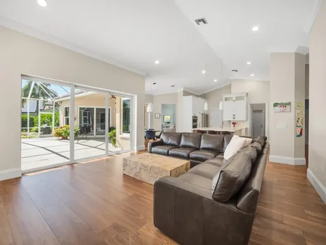 9676 Eagle Point Lane Lake Worth FL 33467