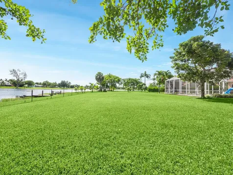 9676 Eagle Point Lane Lake Worth FL 33467