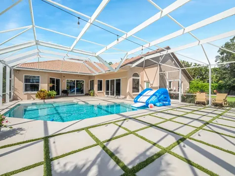 9676 Eagle Point Lane Lake Worth FL 33467