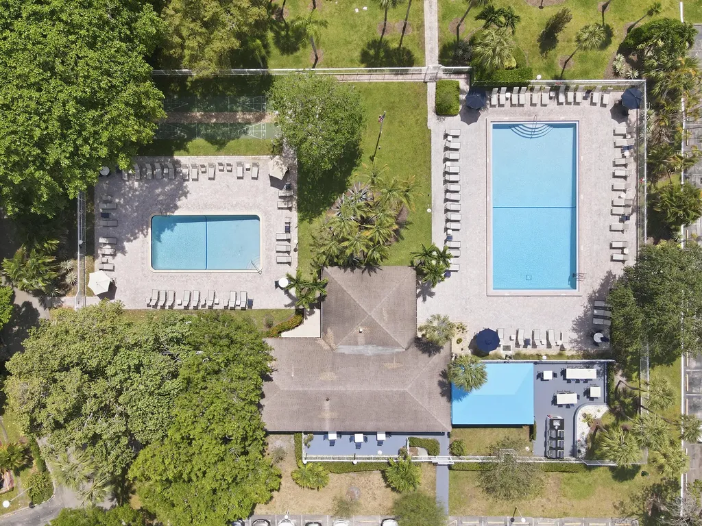 2681 S Course Drive Pompano Beach FL 33069