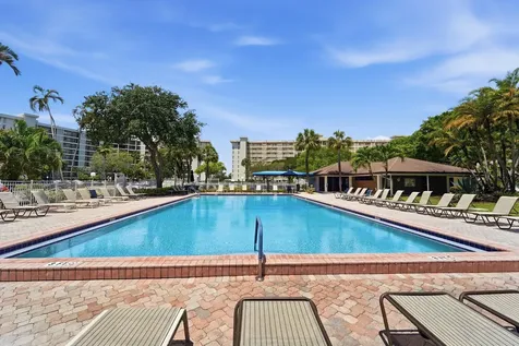2681 S Course Drive Pompano Beach FL 33069