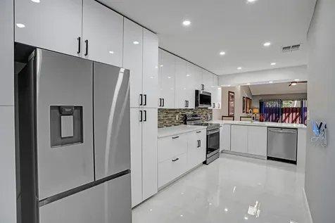 456 SE 14th Street Dania Beach FL 33004