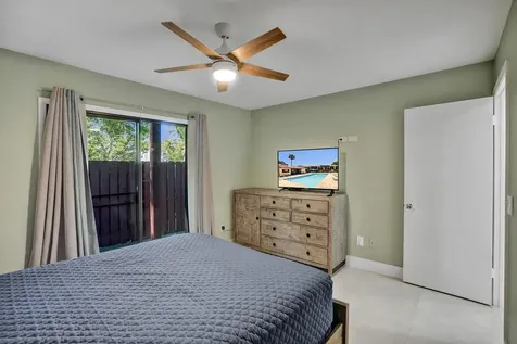 456 SE 14th Street Dania Beach FL 33004