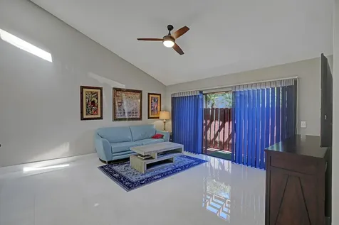 456 SE 14th Street Dania Beach FL 33004
