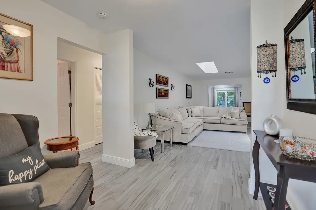 5965 Los Alamos Lane Delray Beach FL 33484