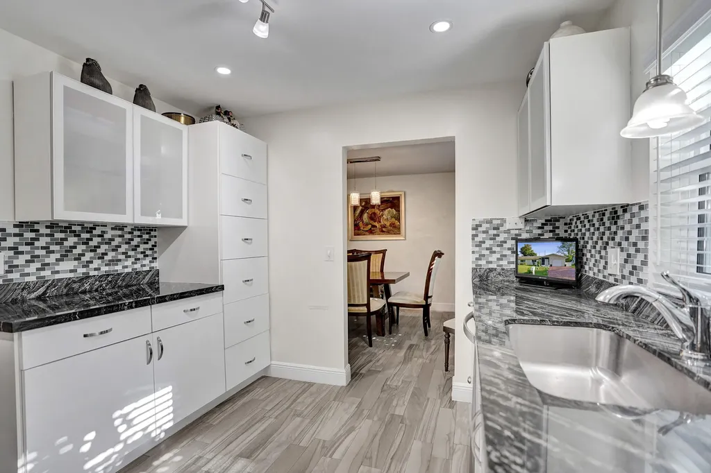 5965 Los Alamos Lane Delray Beach FL 33484