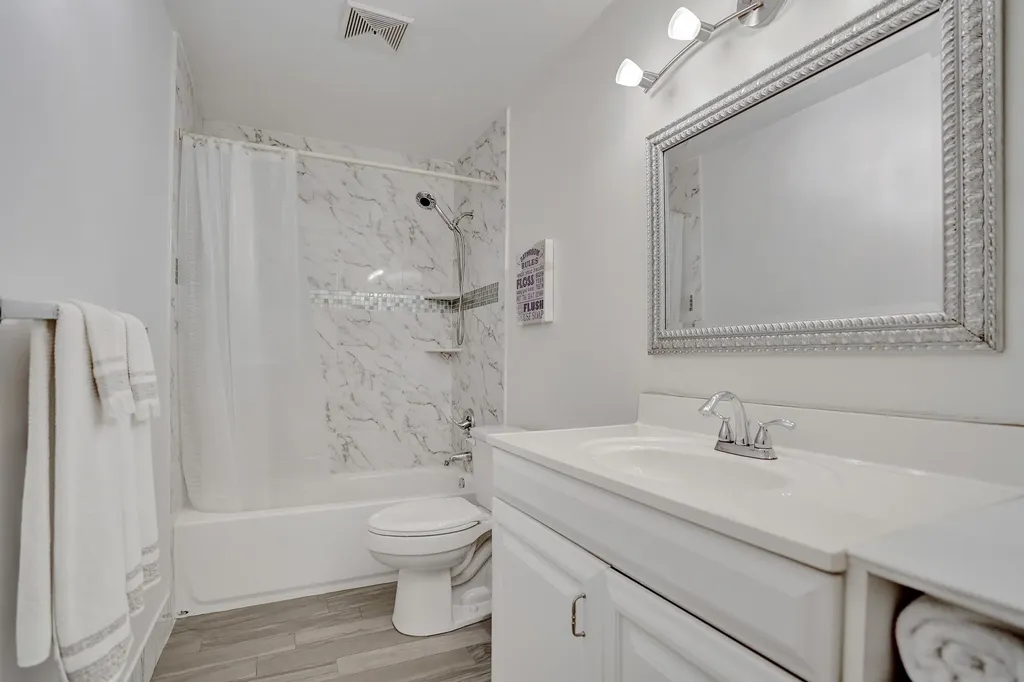 5965 Los Alamos Lane Delray Beach FL 33484