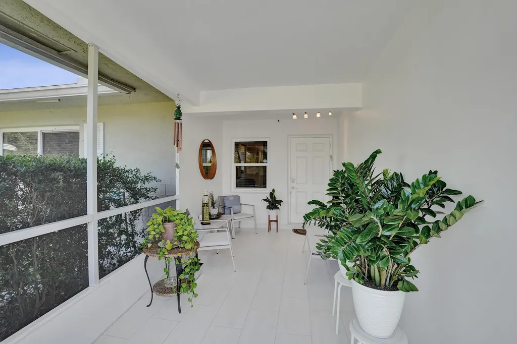 5965 Los Alamos Lane Delray Beach FL 33484