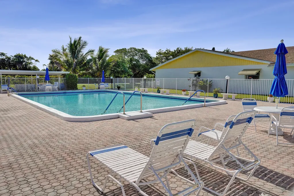 5965 Los Alamos Lane Delray Beach FL 33484