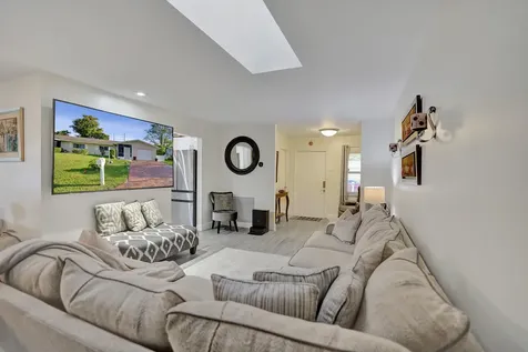 5965 Los Alamos Lane Delray Beach FL 33484