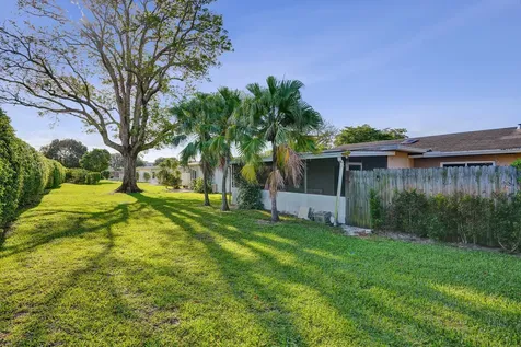 5965 Los Alamos Lane Delray Beach FL 33484