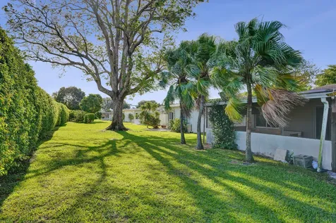 5965 Los Alamos Lane Delray Beach FL 33484