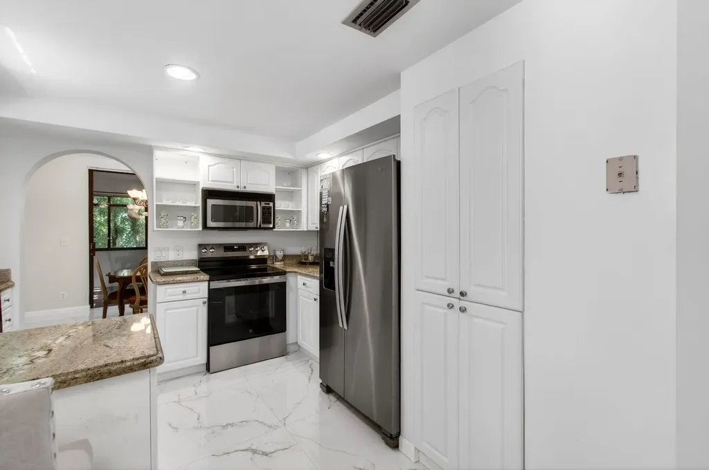7865 La Mirada Drive Boca Raton FL 33433
