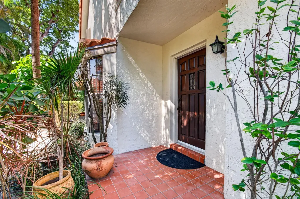 7865 La Mirada Drive Boca Raton FL 33433