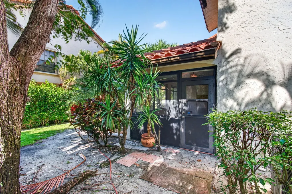 7865 La Mirada Drive Boca Raton FL 33433