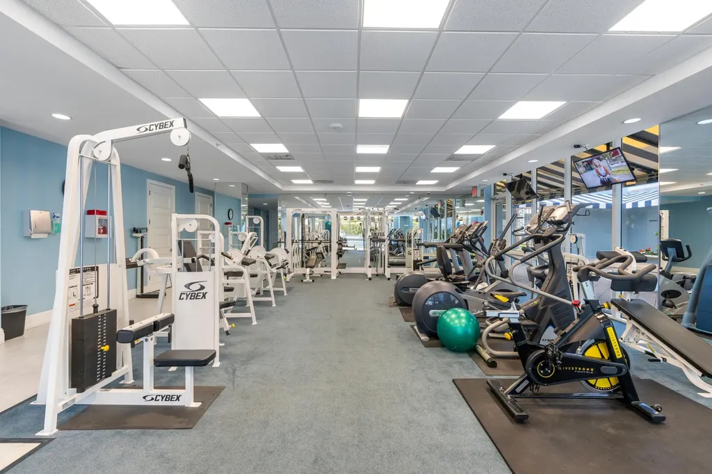 701 SE 21st Avenue Deerfield Beach FL 33441