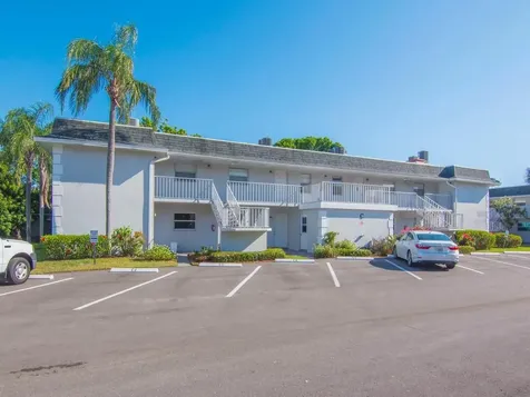 1166 6TH Avenue Vero Beach FL 32960