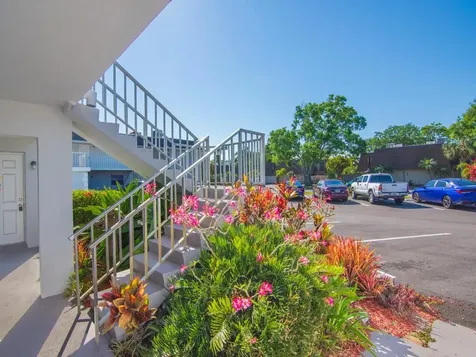 1166 6th Avenue Vero Beach FL 32960
