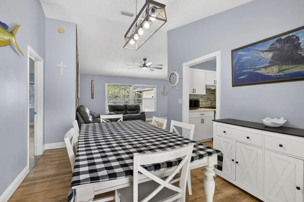 11127 46th Place N West Palm Beach FL 33411