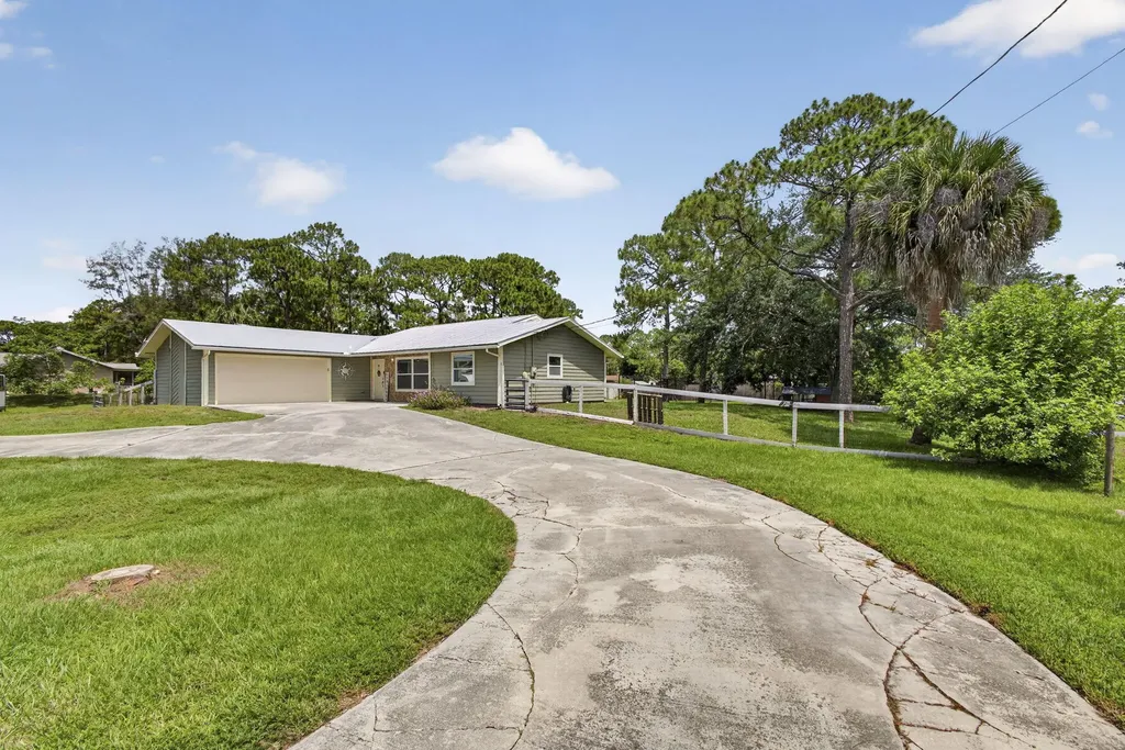 11127 46th Place N West Palm Beach FL 33411
