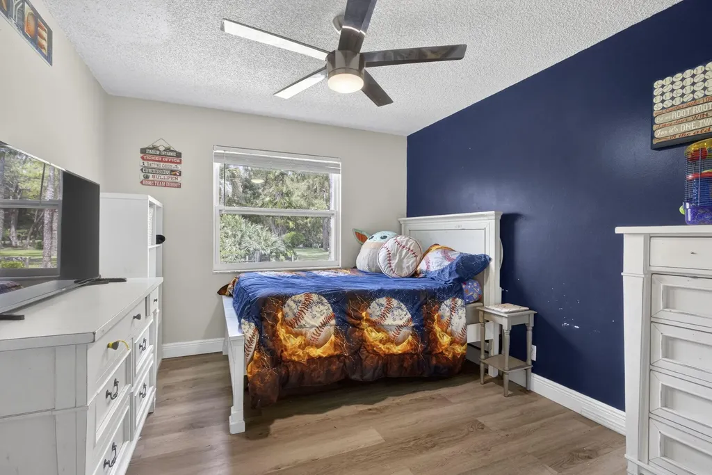 11127 46th Place N West Palm Beach FL 33411